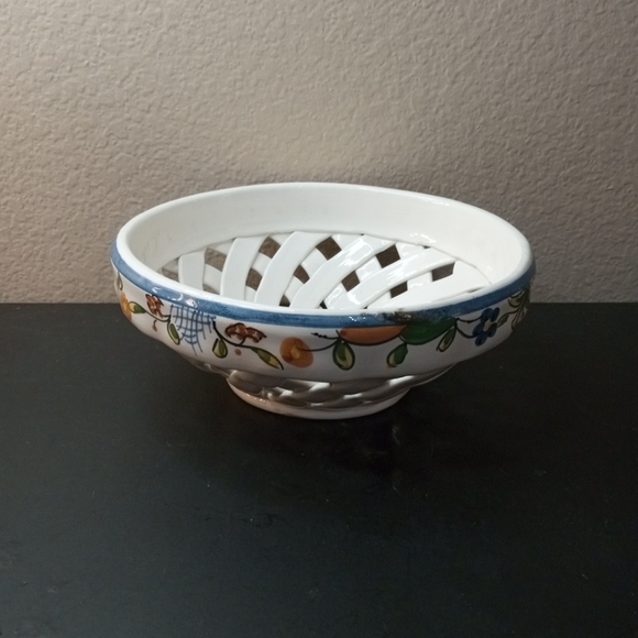 EXQUISITE Nazari Made in Portugal 8" Hand painted Reticulated Lattice Bowl - Picture 2 of 7